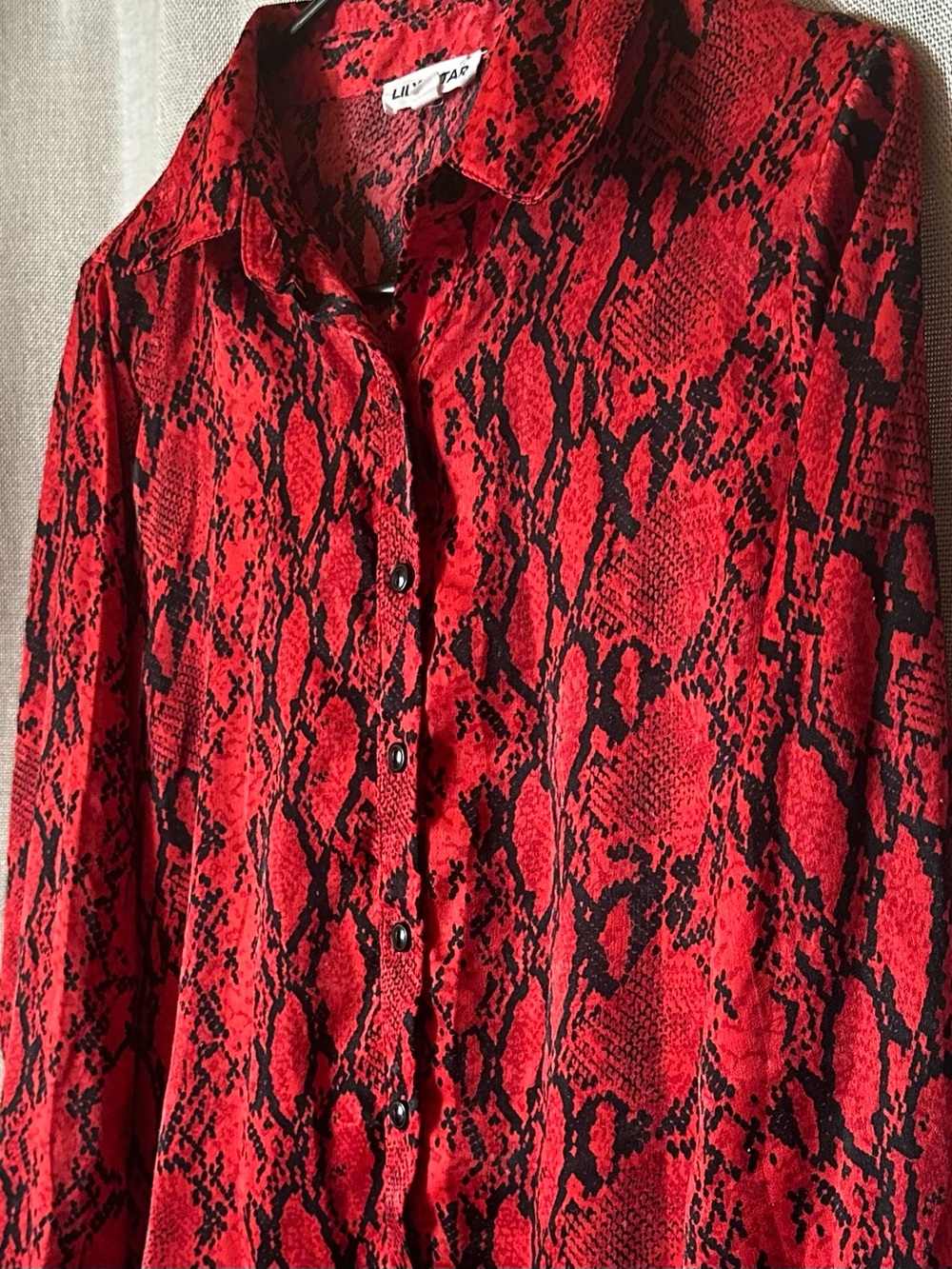 Lily Star•snake print long-sleeve button-down blouse•small•polyester•red & black - Picture 5 of 16